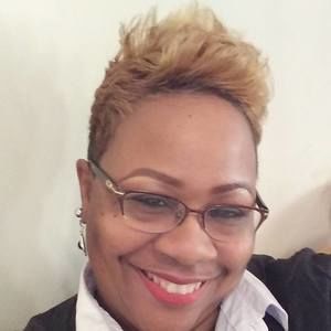 Meet your Posher, Tonya